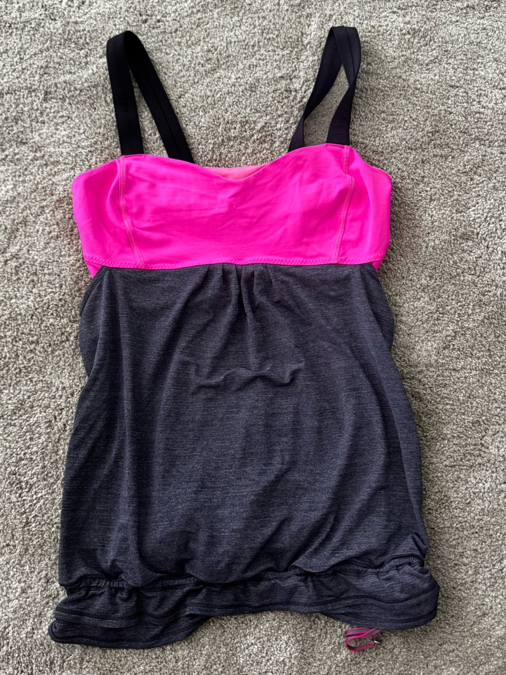 Lululemon babydoll Pink & Charcoal Built-In Bra Tankini Top size 10